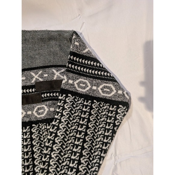 Barnaby Mens L Grey Black Geometric Nordic Fair Isle Knit Sweater Long Sleeve - Picture 3 of 10